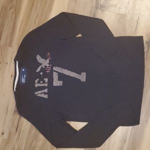 American Eagle men's thermal long sleeve shirt